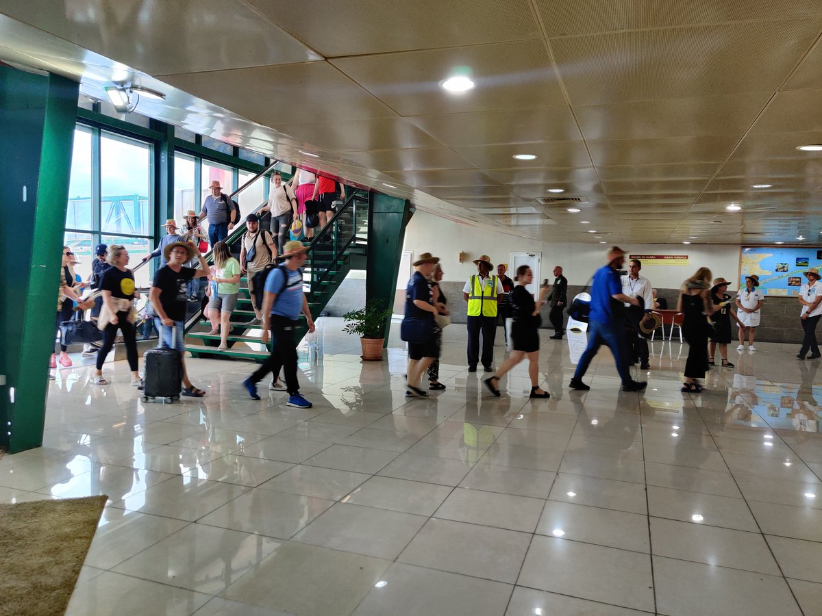 Arriba a #Cuba 🇨🇺 por el Aeropuerto Juan Gualberto Gómez de Varadero, el vuelo inaugural de la aerolínea rusa Aeroflot SU6927. 
Damos la bienvenida a pasajeros de los turoperadores Biblio Globus, Coral Travel, Anex Tour y periodistas e influencers de NEO TRAVEL.
#CubaUnica !