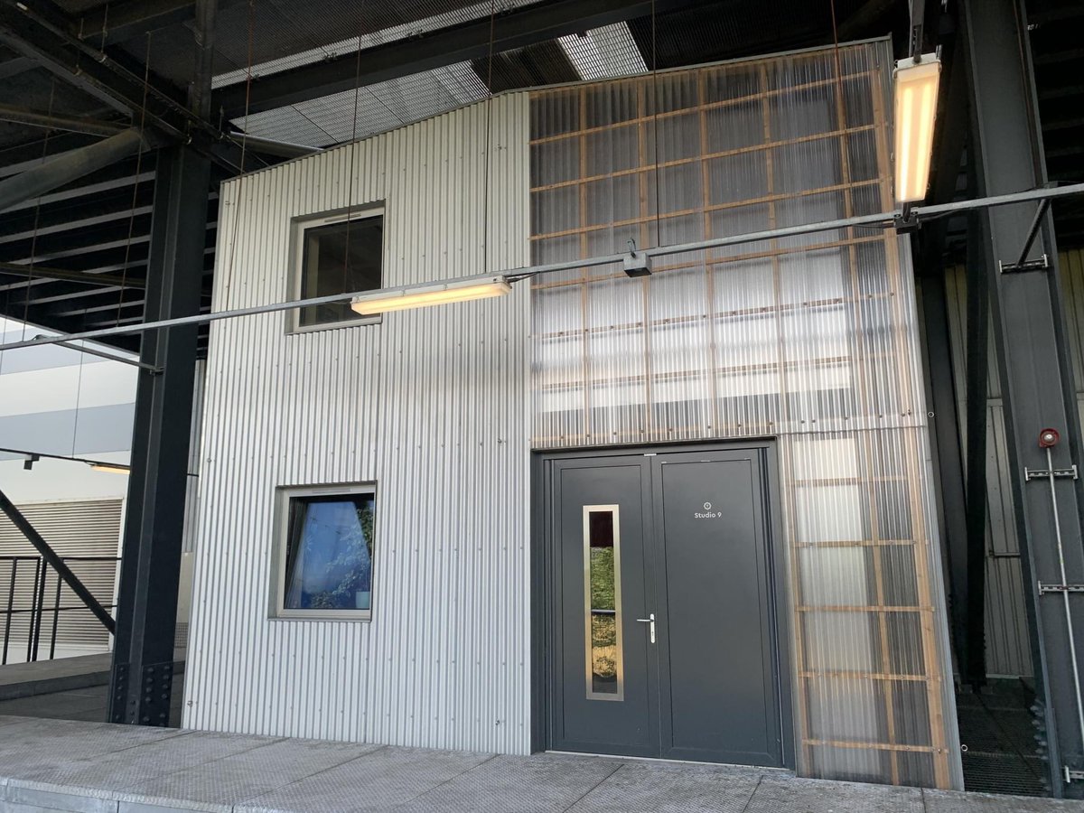 tahianarama's tweet photo. Visit of the 21 #WikiHouse studios constructed at @HereEast, in the @noordinarypark in London. This visit provided me with a firsthand understanding of the WikiHouse system, that we will soon build at @ESSAForets. Sincere thanks to @TheTrampery @OpenSystemsLab @RAEngNews https://t.co/zgD2lyVSx0