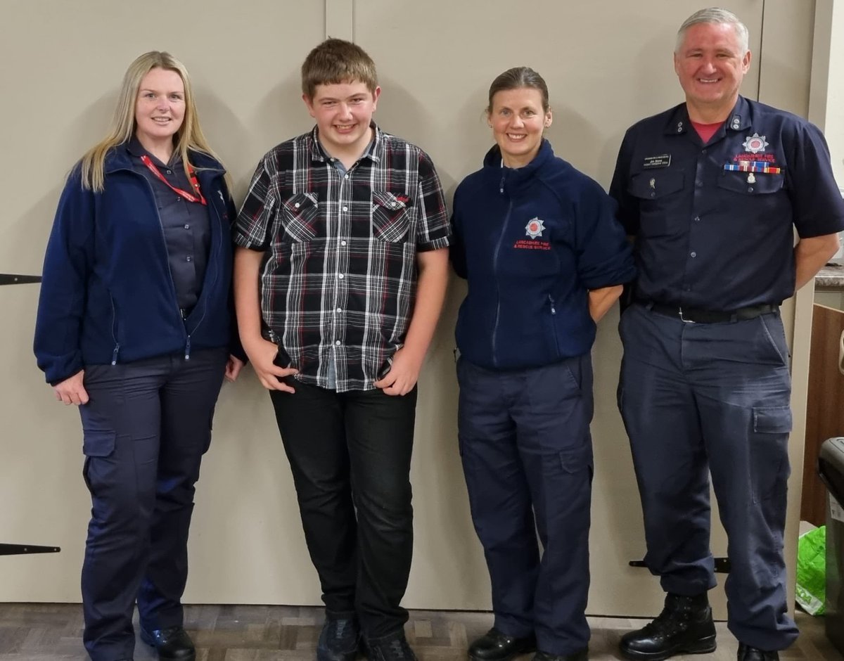 🚒 “Shoutout to Callum, our second year #firecadet, for putting on an amazing comedy night to raise funds for two great charities, including our @firefighters999 charity. It's inspiring to see young people making a difference in their communities” @LFRScadets @LancashireFRS 🙌👏