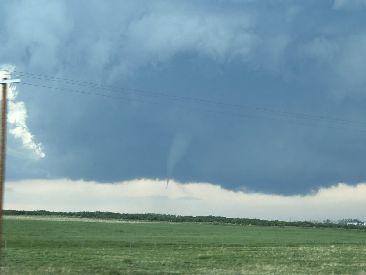 izzella22's tweet photo. @CTVCalgary  @ctvedmonton https://t.co/UWHiXdij5u
