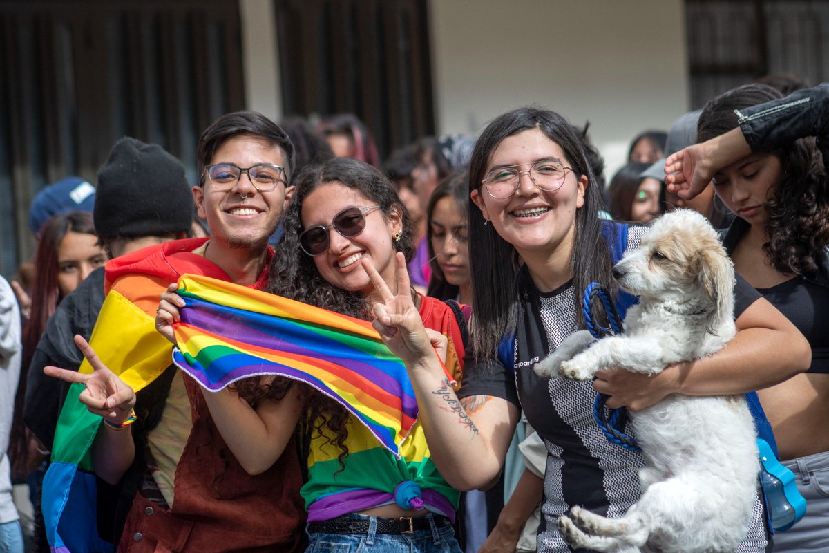 corpo8demarzo's tweet photo. XIV Carnaval por el reconocimiento pleno de la población #LGBTI- #OSIGD de #Pasto.
#lgtbq+ #AmarConLibertad https://t.co/oI7s3ZEEvP