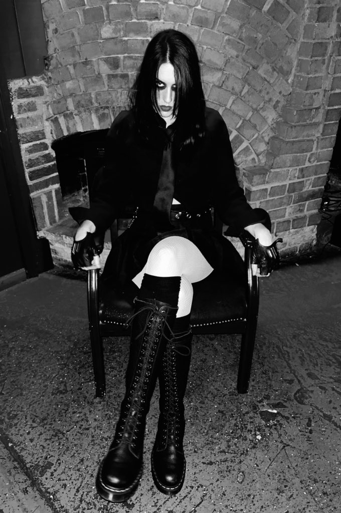 nightclubband's tweet image. 🦇