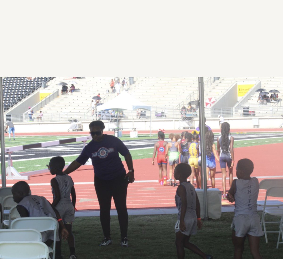 sheldonunitedsp's tweet photo. Region 17 Qualifier Pics III #sheldonunited#trackandfieldyouth #aautrackandfield #tracklife #usatf #multisportathlete #hardwork #dedication #sprinters #middistancerunner #weekendtakeover #800meter #400meter #200meter #100meter #hurdles #highjump #longjump #triplejump #WeAreAAU https://t.co/cl0yIePnIo