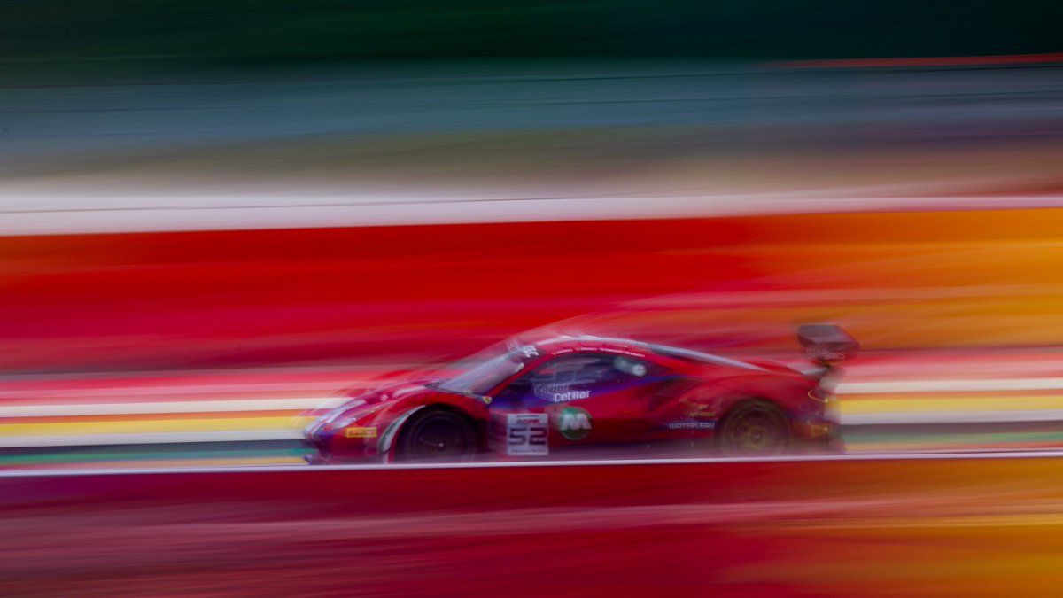 Ferrari Races tweet media
