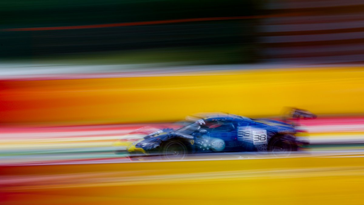 Ferrari Races tweet media