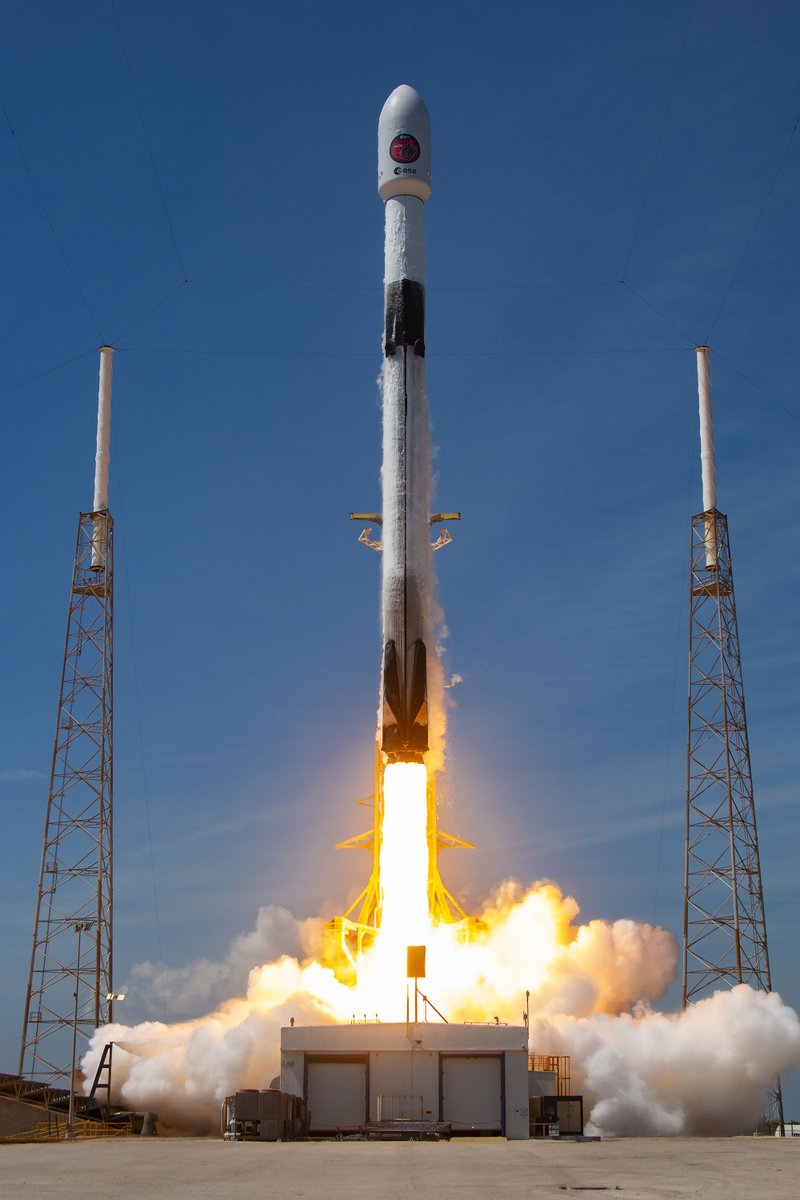 SpaceX tweet media