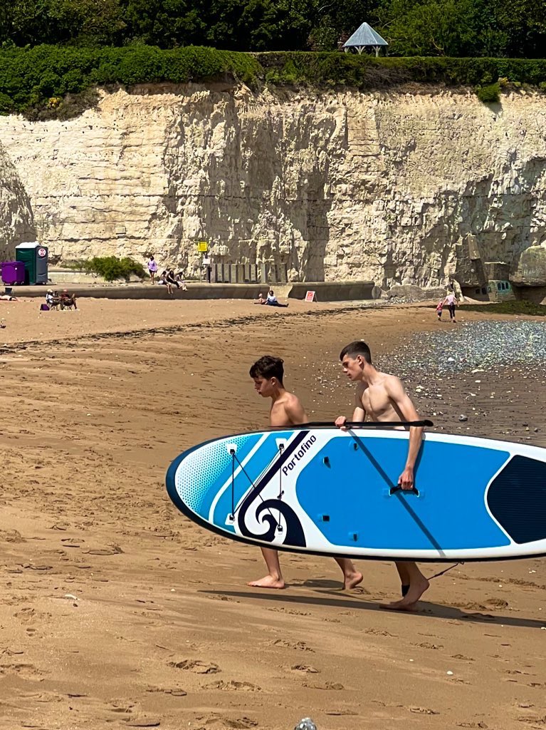 74bunick's tweet photo. Great day with the family at the beach #stonebay #broadstairs #sun #paddleboard #family โ๏ธ https://t.co/lprMvudIiD