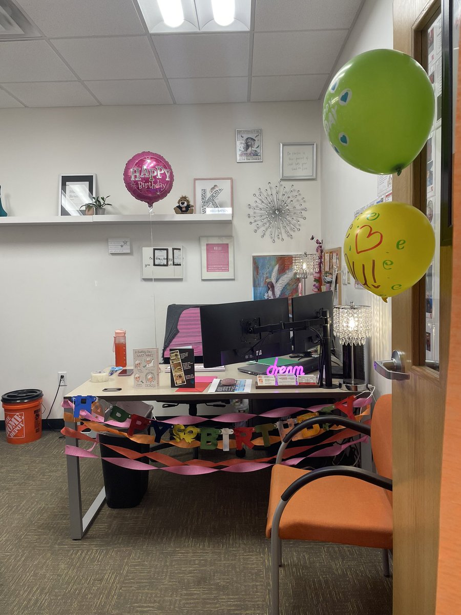 Kelli Watson (@kelli_watson1) on Twitter photo Thank you to my wonderful BH leaders and HR team for making my birthday so special. Thank you to our associates for my beautiful flowers! No better place to be DFC 5823! <a href="/TekishaSmith/">Tekisha Smith</a> <a href="/gossett_rosa/">Rosa Gossett</a> <a href="/Bhutch07/">Brandon Hutchison</a> <a href="/LabeccaR/">LaBecca Reid</a> <a href="/MarkBry682/">Mark Bryant</a> Thank you to my wonderful BH leaders and HR team for making my birthday so special. Thank you to our associates for my beautiful flowers! No better place to be DFC 5823! <a href="/TekishaSmith/">Tekisha Smith</a> <a href="/gossett_rosa/">Rosa Gossett</a> <a href="/Bhutch07/">Brandon Hutchison</a> <a href="/LabeccaR/">LaBecca Reid</a> <a href="/MarkBry682/">Mark Bryant</a>