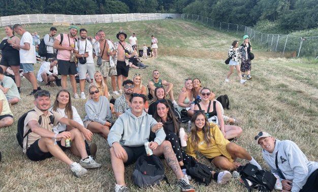 emialice1's tweet photo. The most incredible time at the farm, 🤞🏼 I see u next year @glastonbury 😜🥰🌸🕺🏼💃🏼🍄❤️‍🔥⛺️🐄🦋🪩 https://t.co/HT0OMCSIn9
