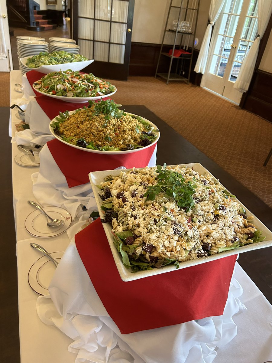 Let the Canada Day festivities start! 🇨🇦
<a href="/ScarboroGolf/">Scarboro Golf & Country Club</a> 
Fireworks to follow at 9:45pm 🎇