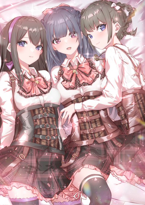 #今月描いた絵を晒そう 
調子良かった6月。肌色が多いのは暑かったからだね 