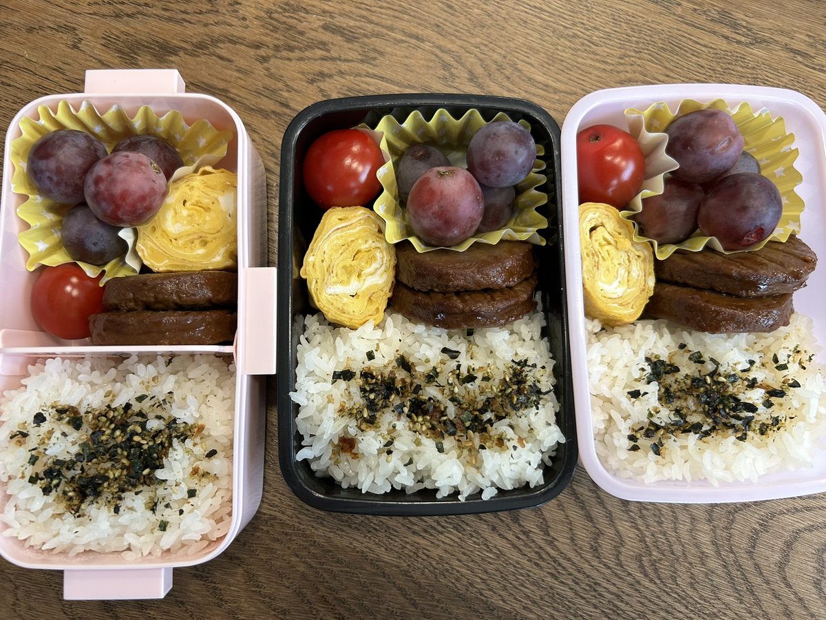 お弁当作る元気ない時は
みなさんどしてる？
おにぎりだって楽ではないやん？
もうランチパックとかだめ？たまーにならさ、、、 https://t.co/3acsZCqRNO