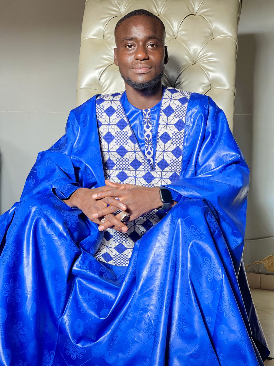 Coach_Karim1's tweet photo. Dewenaty.
Dilene balou akh té dilenne bal aq.
Yalnaniou Yalla bolè bale🙏.
Eid Moubarak

Bonne fête de TABASKI à toutes et à tous.
Papa Karim Diop, le Secrétaire Général de AE-FLSH. https://t.co/DqfPC4RQZ4