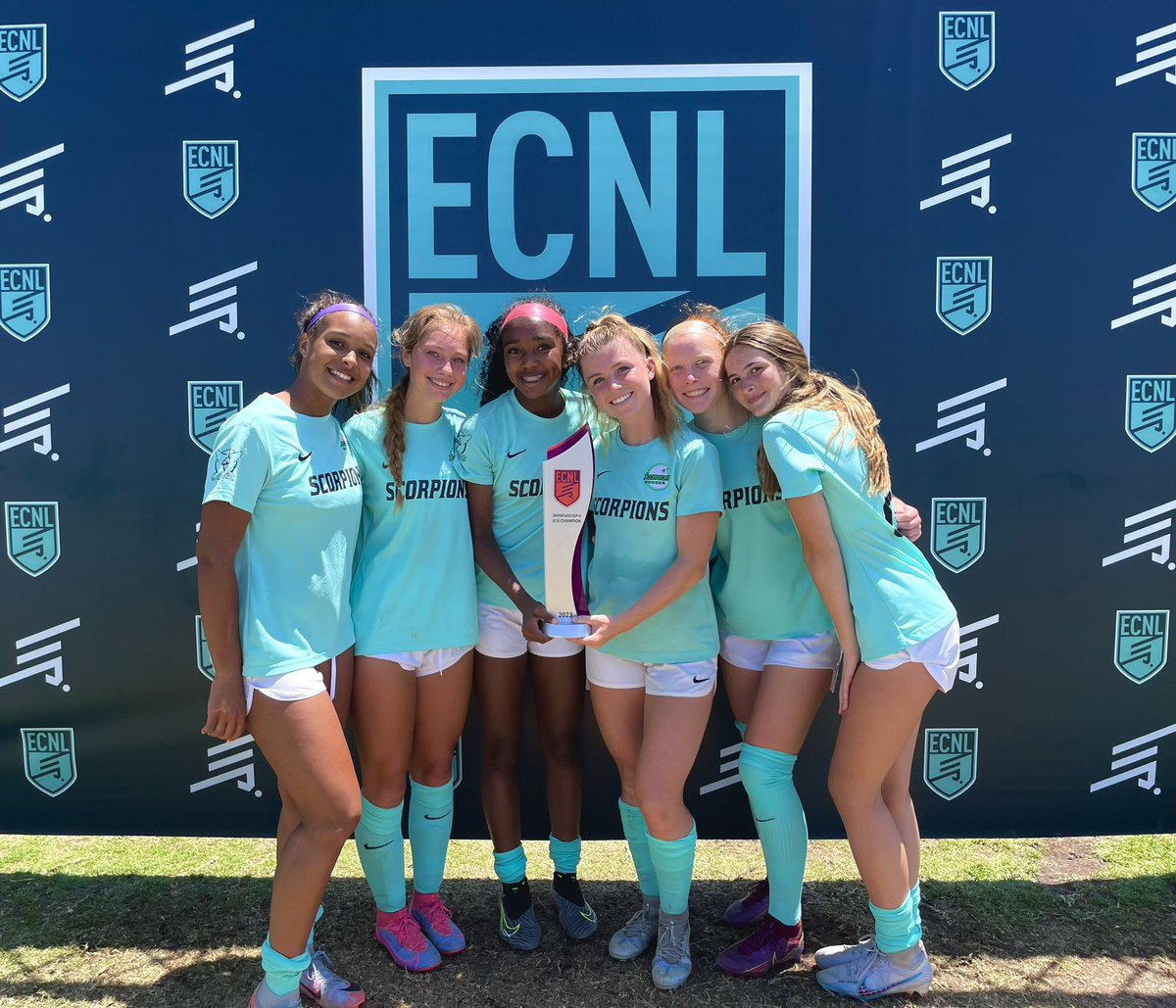 kelly_oconnor19's tweet photo. National champions! So proud of everyone! @ECNLgirls @ScorpionsSoccer https://t.co/OjTYH6F0lC