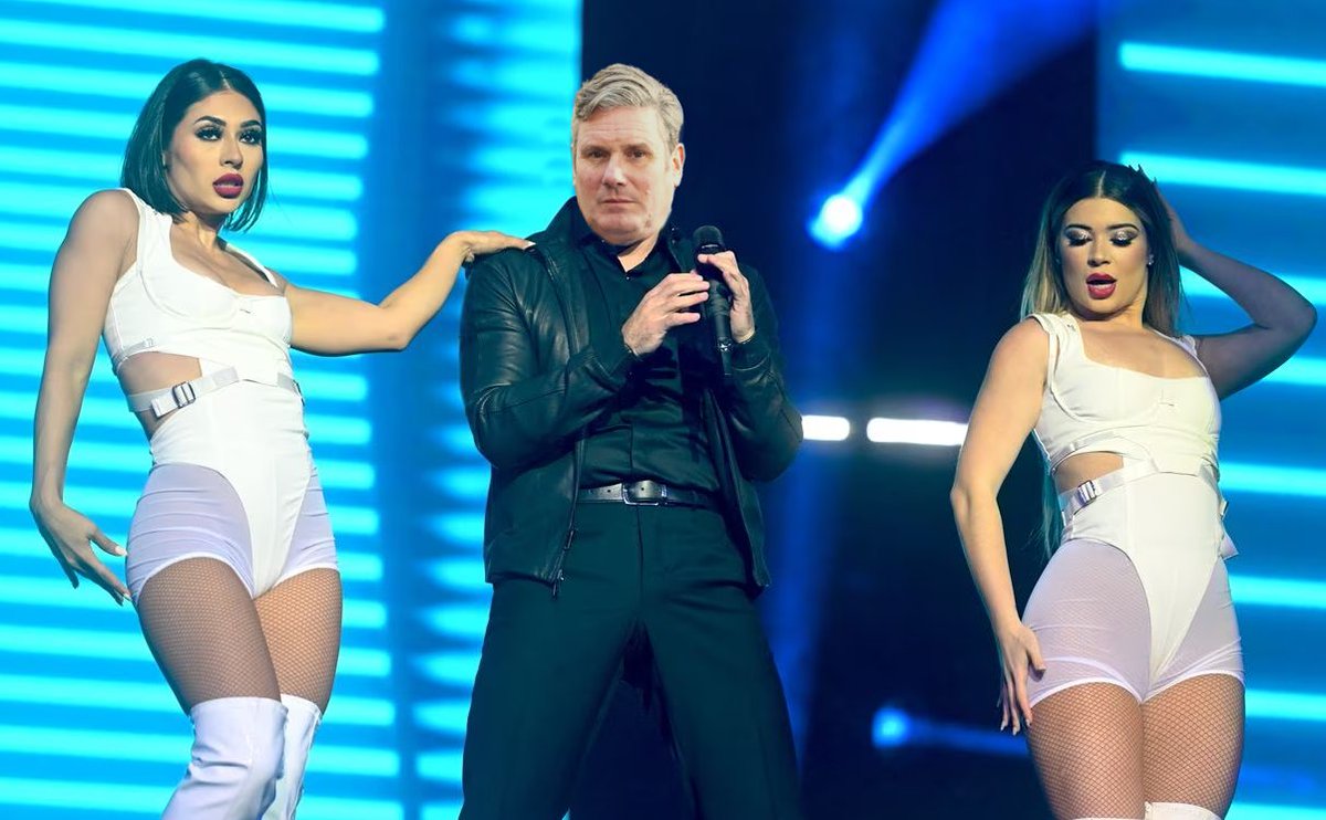 churnwell's tweet photo. BREAKING Sir Keir kicks off Newton Aycliffe Chutney Festival 2023 with rousing rendition of Livin' La Vida Starmer. https://t.co/yVaAWYHaH5