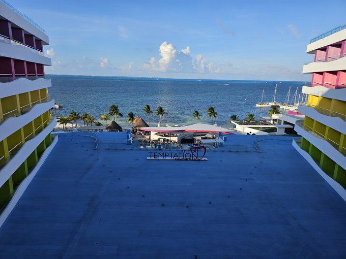 Arrived in cancun yesterday! https://t.co/7U00nMRKqX