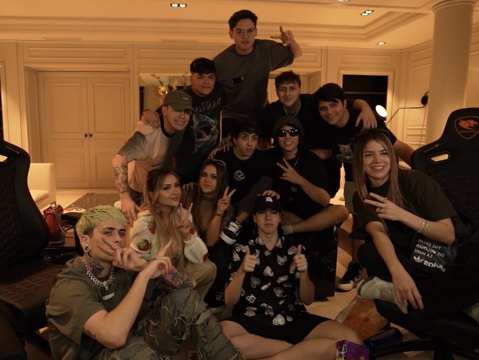 arig photos (@arigphotos_) on Twitter photo 