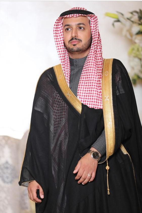 كتب صاحب السمو الأمير د.ماجد بن ثامر بن ثنيان بن محمد  آل سعود لـ #النهار مقالا بعنوان:قيادة استراتيجية لموسم حج استثنائي.
مؤكدًا أن كل ما يقدم في هذا  الموسم  والمواسم السابقة لم يكن إلا ثمرة تخطيط استراتيجي فريد من نوعه، وقيادة  عليا  ترى كل التفاصيل
annahar-news.com/news/single/20…