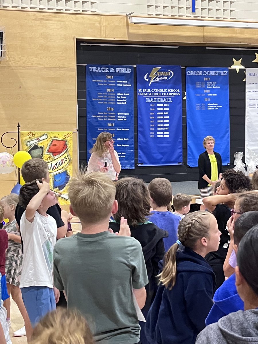 Bonne retraite to Mme. Majer! Standing ovation at this mornings final assembly.  Her impact in two short years was incredible. ⁦<a href="/zlightningbolt/">HomeoftheLightning</a>⁩