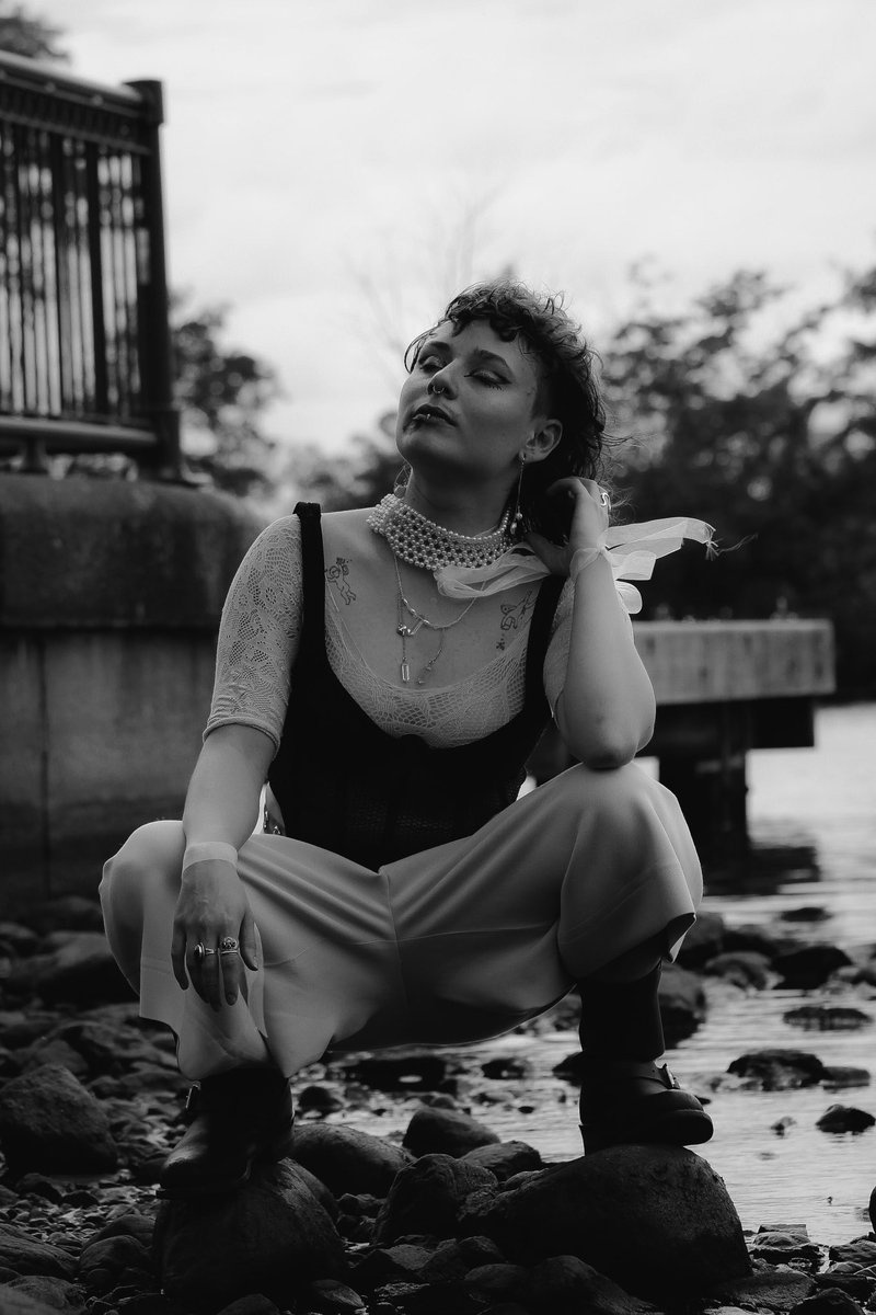 maireflectionne's tweet image. hope - queer portrait series - 1 
#portraitphotography #portrait_shots #queer #queerart
