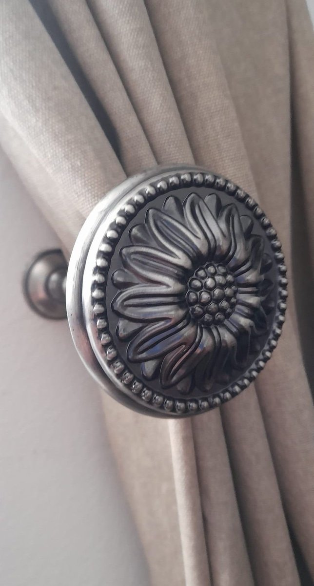 Thanks for the kind words! ★★★★★ "Love great quality" Sandra F. etsy.me/3NTgV6w #etsy #silver #bedroom #countryfarmhouse #curtainaccessories #curtainholdbacks #curtaintiebacks #curtainsholder #wallhooks #curtainhook