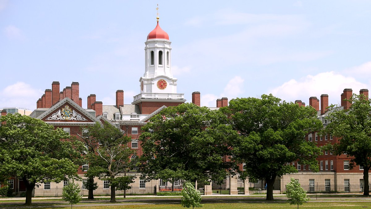 Harvard Admits First White Student bit.ly/3psJ1MB