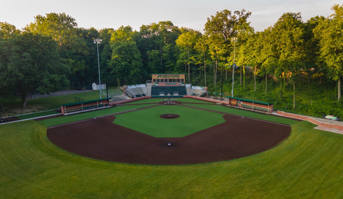 dylan_rost's tweet photo. Excited for the next chapter. God is good. Go Foresters! @baseball_HU 🌲🪓 @tframe4 @WeaverJamar_8 https://t.co/Hp8jP2vY9Z