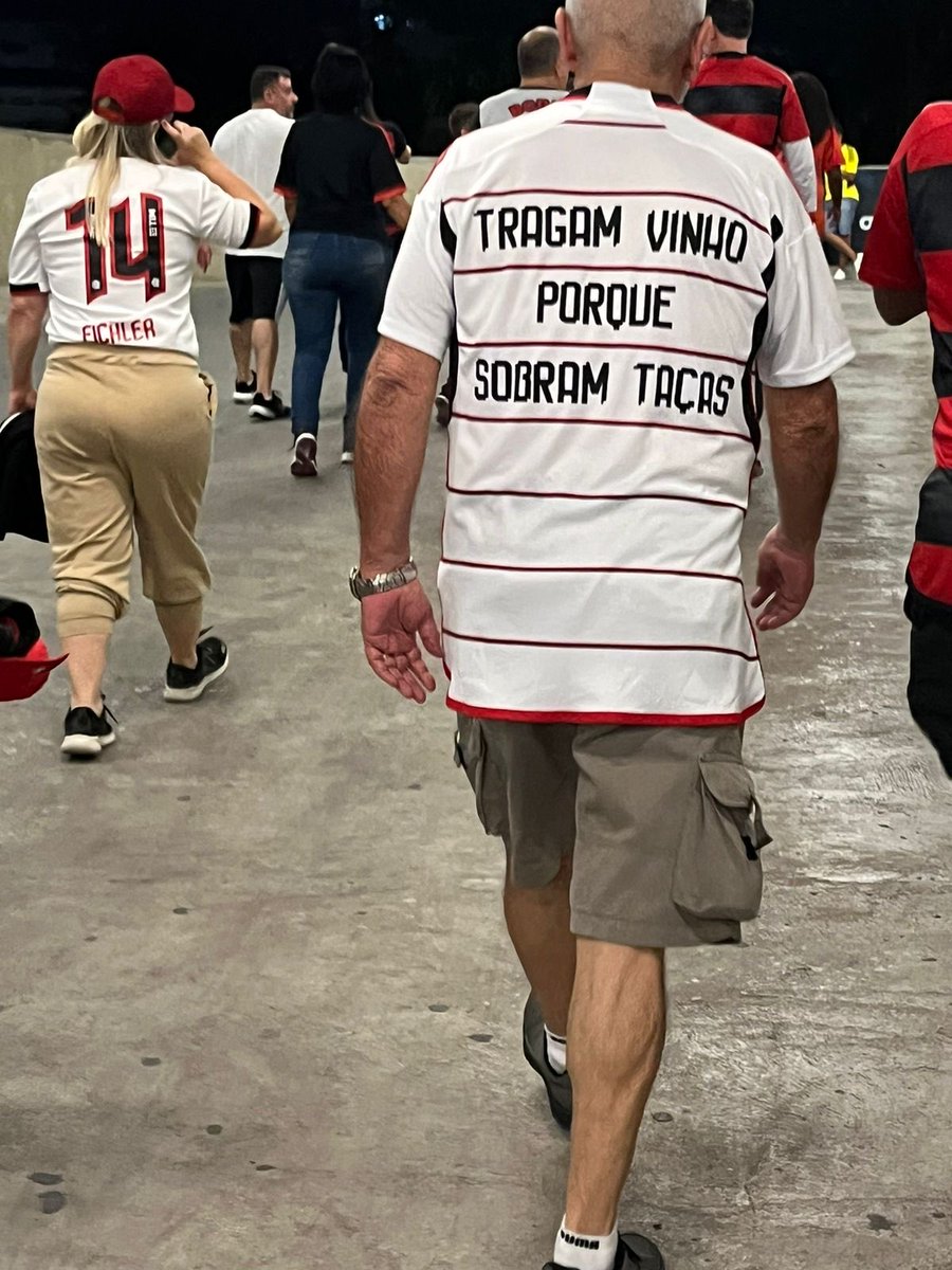 Máximo respeito a esse coroa.