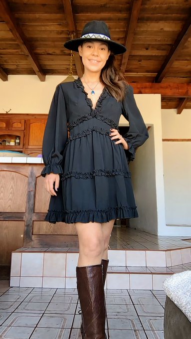 In my coastal cowgirl auntie era #birthdayoutfit #thirtyeight https://t.co/fgWydJs1Z1<a href="/tag/birthdayoutfit"class="tags">#birthdayoutfit</a><a href="/tag/thirtyeight"class="tags"><span>#thirtyeight</span></a>