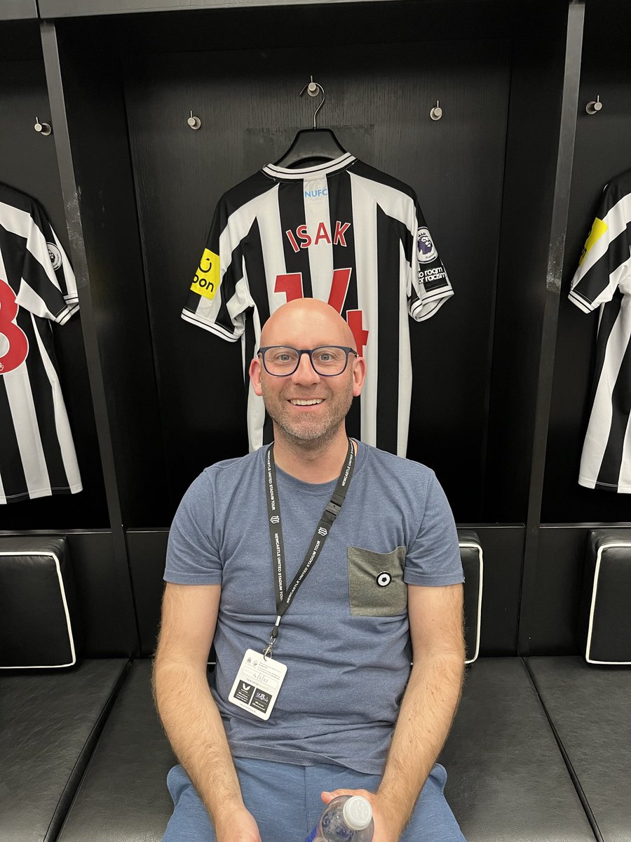 Wonderful tour at St James Park- cheers <a href="/NUFC/">Newcastle United</a> ⚫️⚪️