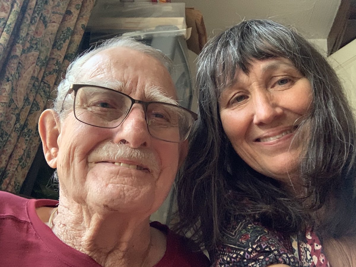 DrSusanWilson's tweet image. After finishing work, walking from the IMC in Alderney to see my role-model, Dr Struan Robertson, the most wonderful family doctor. Another lovely evening in Alderney, then on to Nellie Grays for a delicious curry. #isn’tGodwonderful 💕💕💕