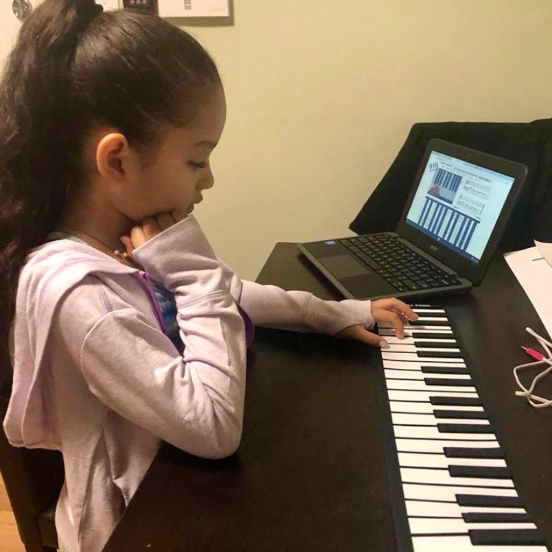 matbprogram's tweet image. Did you know you can practice piano all summer long with lessons from Music and the Brain&apos;s award-winning program? Visit matb-at-home.org for free resources to make your summer musical. #SummerLearning