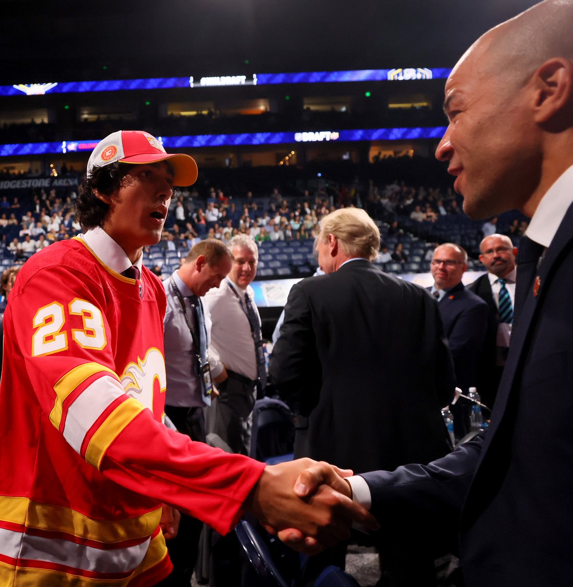 NHLFlames's tweet photo. An unforgettable moment. https://t.co/FF4qoDDPZ7