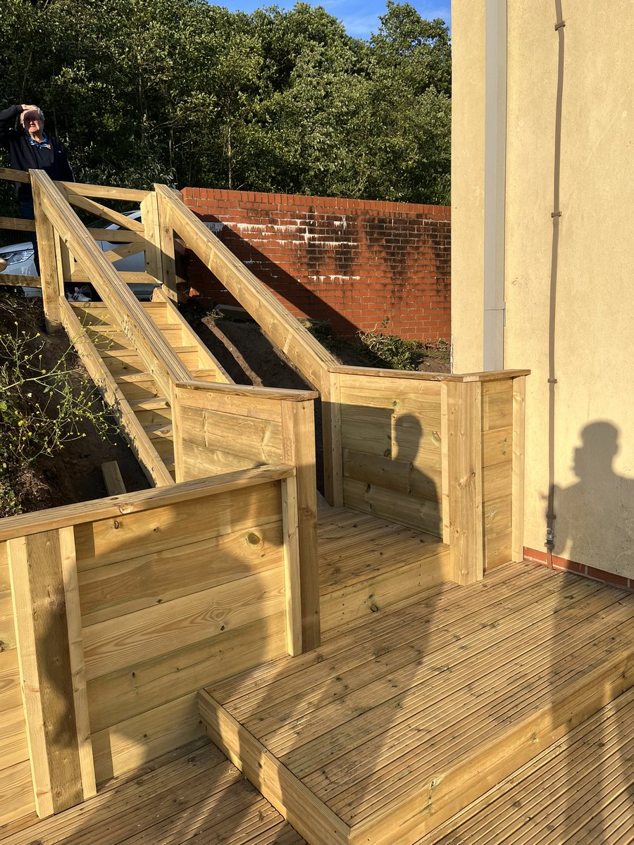 ANNOUNCEMENT | Here is the first look at our brand new outdoor decking area! ☀️

Big shout out to CH Carpentry for the work💪🏼 

We look forward to welcoming you all very soon 🍻 Details of the official opening will be announced soon 👍🏻

#rhinos 🦏