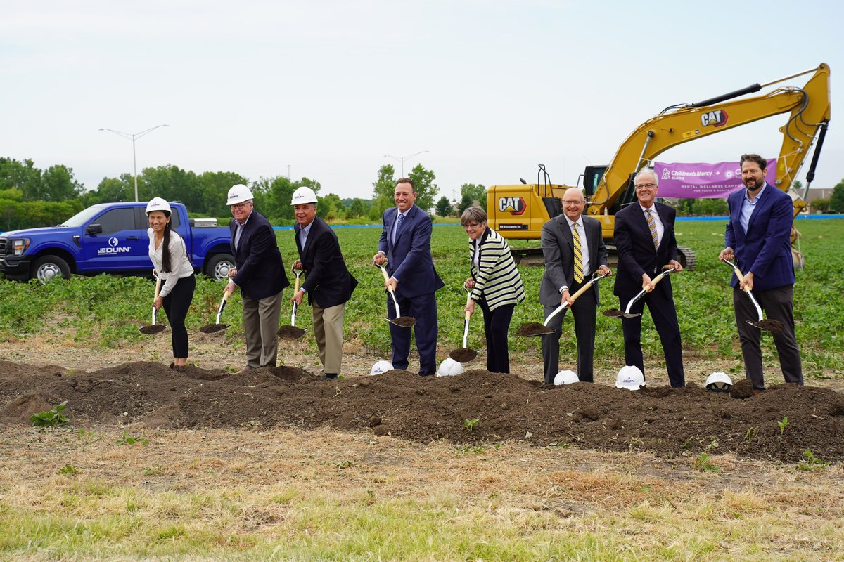 GovLauraKelly's tweet photo. We're breaking ground again! The new @KVCkids &amp; @ChildrensMercy mental health hospital in Olathe will treat 3,400 people per year and create 150 new jobs — improving mental health in the region and taking significant pressure off our state's health care systems. https://t.co/N31YXKk0Kb