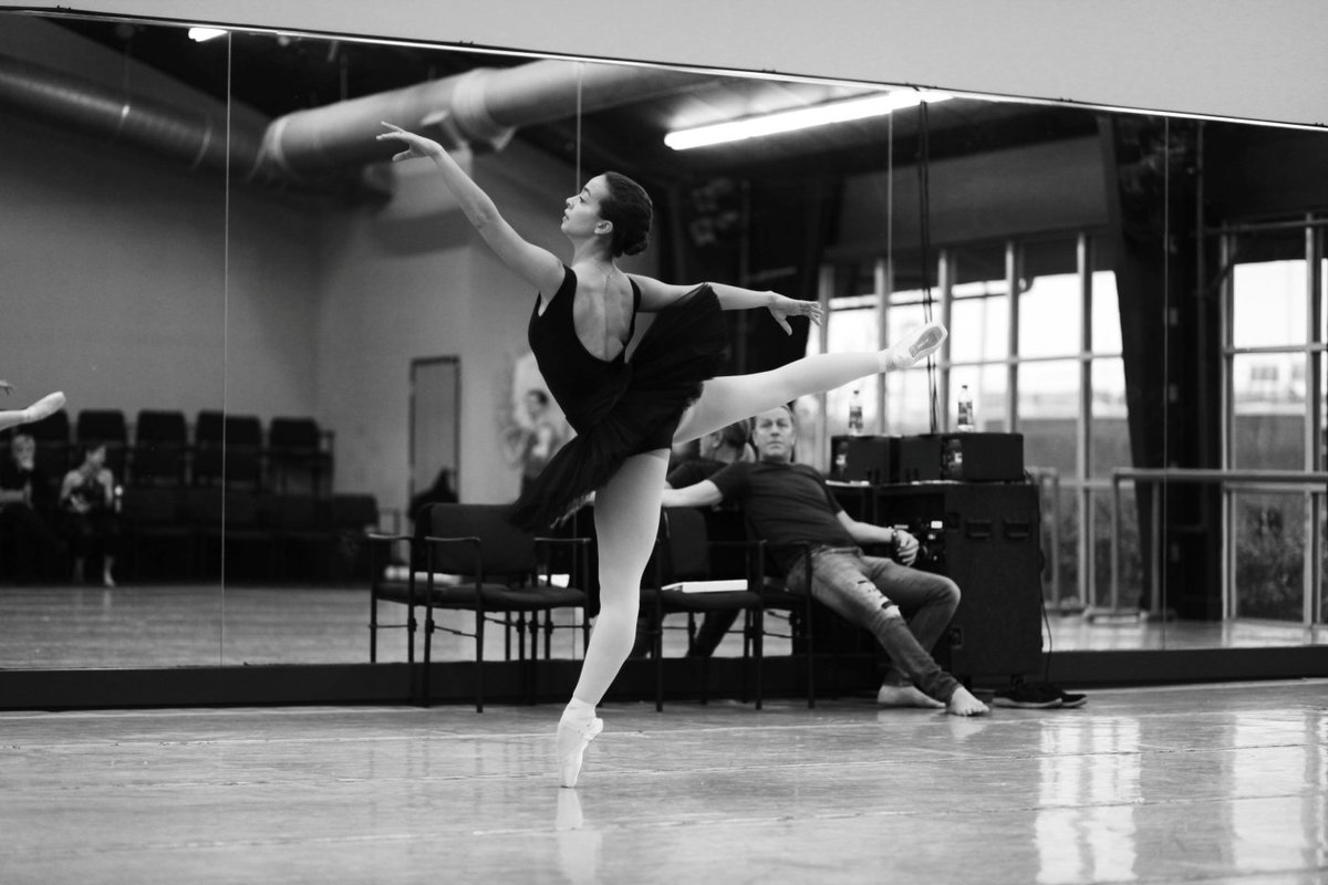 We are excited to showcase the talent and brilliance of our students this school year with a new school-wide Spring Finale performance in May!📚🩰

🔗 Visit alabamaballet.org

📸 Melissa Dooley