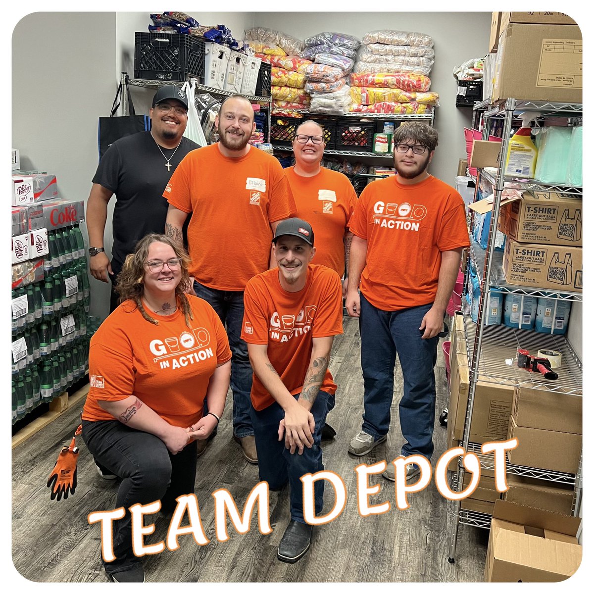 A successful Team Depot in the books. Thank you to everyone who showed up to volunteer their free time to assist the Irving Food Pantry with sorting, and handing out care packages to those in need! #TEAMDEPOT #540.