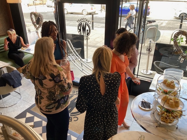 CentenaryLounge's tweet photo. Lovely first event with the Leading Ladies of Worcestershire. Thank you @janebrookuk of House of Colour and @hennessey_anita of Harrrison Clark Rickerbys for organising a fabulous event. #networking #LadiesNetworking #WORCESTERSHIRE https://t.co/GAJ2P76oGE