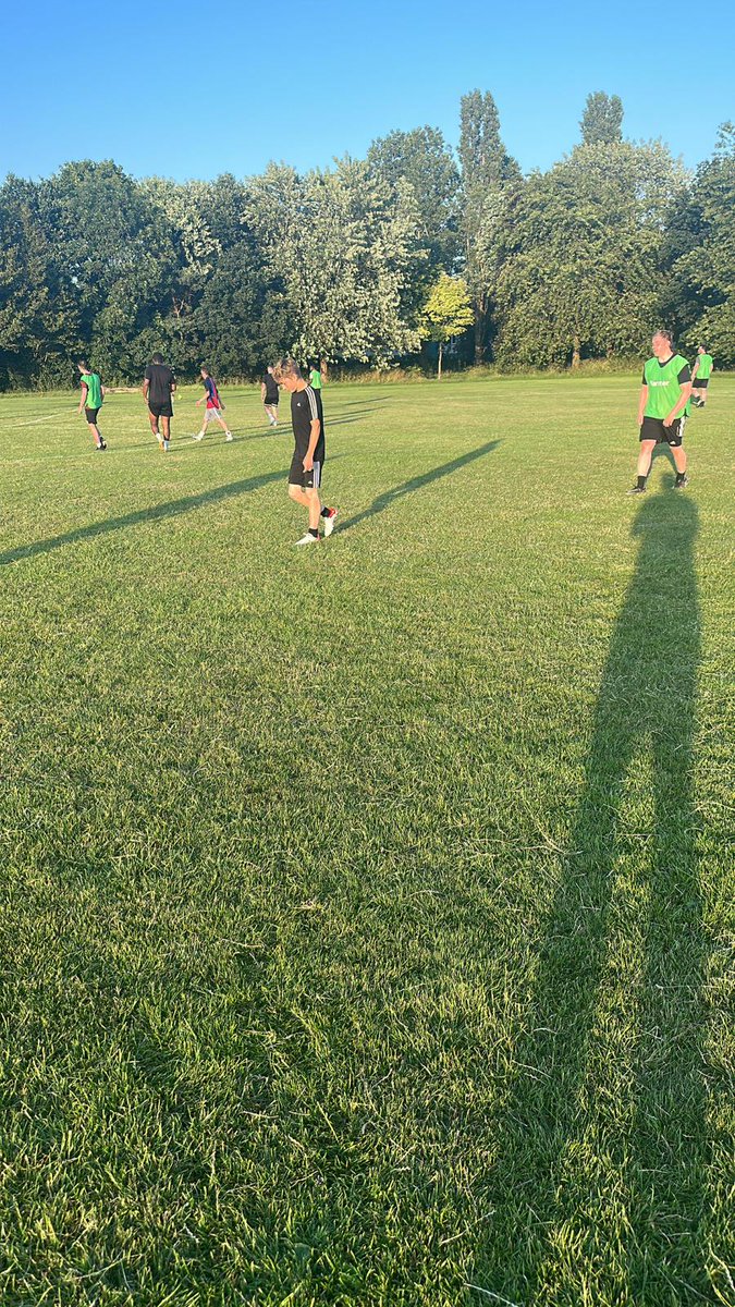 The holidays are over and back to the grind. 1st session back good work out by the lads in the hot weather. Looking forward to season ahead and seeing how far we can go as a club.