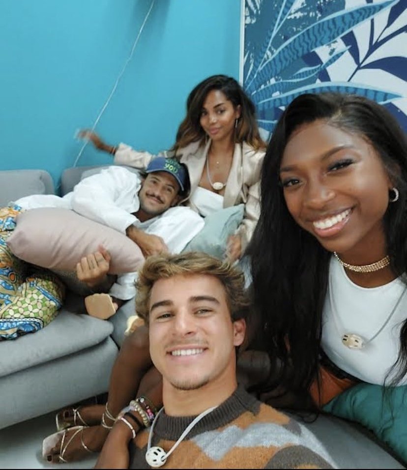 I am afraid there will be no other group like them in #LoveIslandFr or any other #LoveIsland 
#Fab4