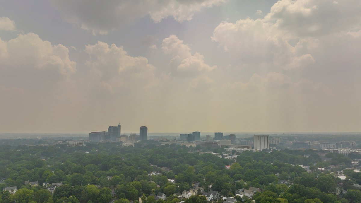 The Canadian wildfire smoke is still hanging on in #RaleighNC .  #ncwx #Smoke