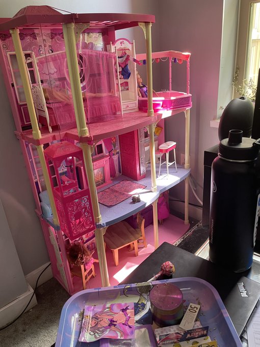 Watch PrincessZoey🏳️‍⚧️🍭🍬's leaked NSFW photo on TwXstars