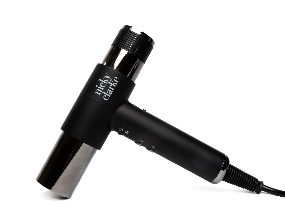 nickyclarkeUS's tweet photo. Introducing the Nicky Clarke AirStyle PRO, a salon professional hair tool that redefines the standards of performance and durability. With brushless technology, this compact ionic and infrared hair dryer/styler weighs less than 12 ounces and operates with whisper-quiet efficiency https://t.co/kSvqu3EOmf