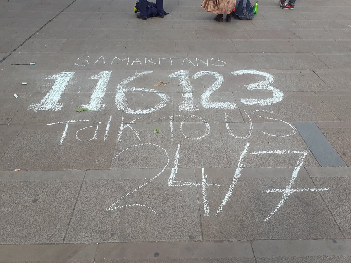 BurySams's tweet photo. Today, some of our volunteers were in Manchester attending the #BatonOfHopeUK tour to raise awareness of suicide prevention 
💚
The Baton will be continuing its tour around the UK until it ends at Downing Street on 6th July https://t.co/qdrvqqOIKc