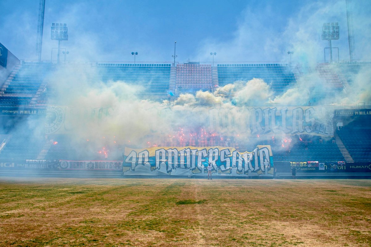 Ya el sábado, empezamos el día homenajeando los cuarenta años de historia en el fondo que nos vio nacer.