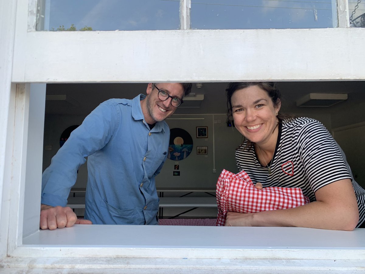 MMI Grub Club returns tomorrow with Kirsty and Andi of  La Cucina! 

Pre-book your Mediterranean feast before 10am Friday here ticketsource.co.uk/la-cucina/la-c… and pop down for an evening of great food and brilliant pop-up record store from @luckysrecordbar 🙌🏽😊

See you tomorrow!:))