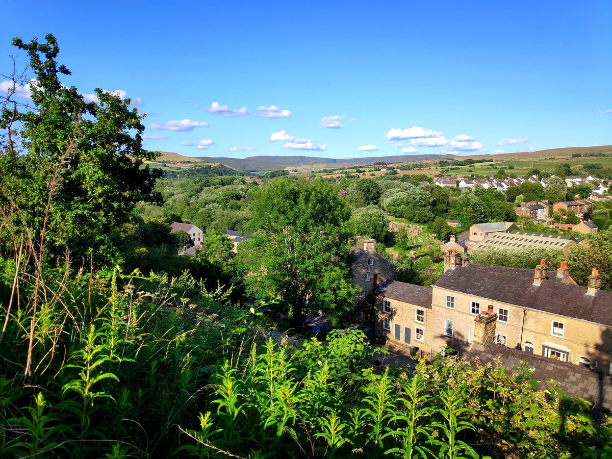 #KinderScout #photograph from #NewMills, #HighPeak. #Moorlandplateau & #naturereserve in #DarkPeak of #Derbyshire #PeakDistrict. @VisitNewMills. #Photography #photooftheday
#PhotographyIsArt