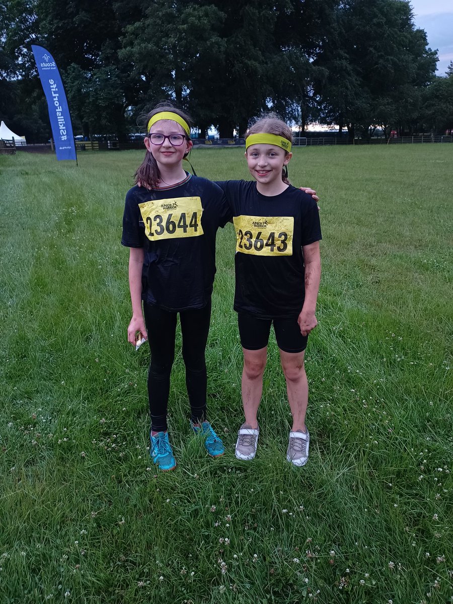 Rachel_Epic's tweet photo. This was something a little different for a Wednesday evening @staynorHprimary @MrJeff85 @TotalWarriorUK @BramhamPark @Girlguiding #healtyselfie https://t.co/eEdO6iK2OT