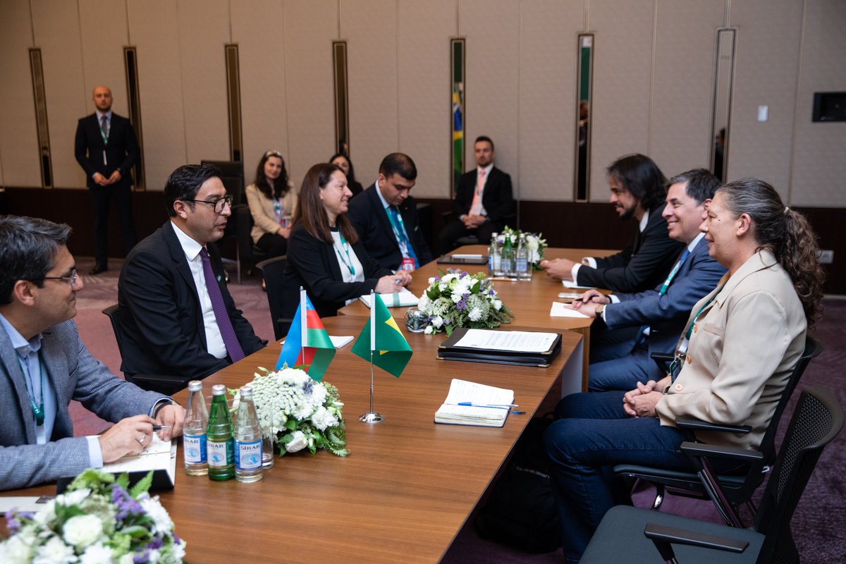 officialmys's tweet photo. İyunun 29-da MINEPS VII konfransı çərçivəsində gənclər və idman naziri Fərid Qayıbov Braziliyanın idman naziri Ana Beatriz Moserlə görüşüb. Görüşdə qarşılıqlə əməkdaşlıq məsələləri müzakirə edilib.
Ətraflı: https://t.co/si5S7onUVu
#Gənclərİdman #birkimibirlikdə #MINEPS https://t.co/om2dEk8nta