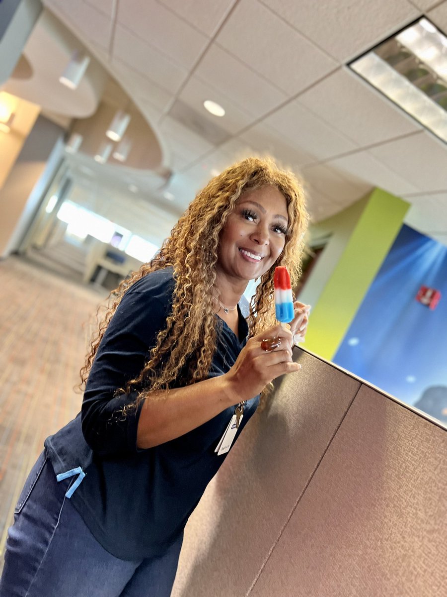 BOMB POP DAY IN MIDTOWN! 📸 <a href="/woolverton_b/">Brian Woolverton</a> <a href="/thedoscarver/">Scott Carver</a> <a href="/sg939y/">Sharee’ de la Greaux</a> <a href="/SClasberry/">Shemika Clasberry</a> <a href="/Hugo_RRivera/">Hugo Rivera</a> <a href="/OSA_Teams/">OSA</a> <a href="/WeRtheNAC/">National Acquisition Centers</a> <a href="/LifeAtATT/">Life at AT&T</a> <a href="/ATT/">AT&T</a>